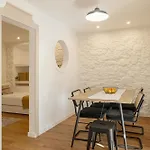 The Bliss House 펜션 로리냐